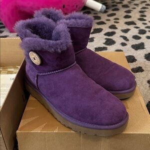 UGG Mini Bailey Button Boots - Vibrant Purple